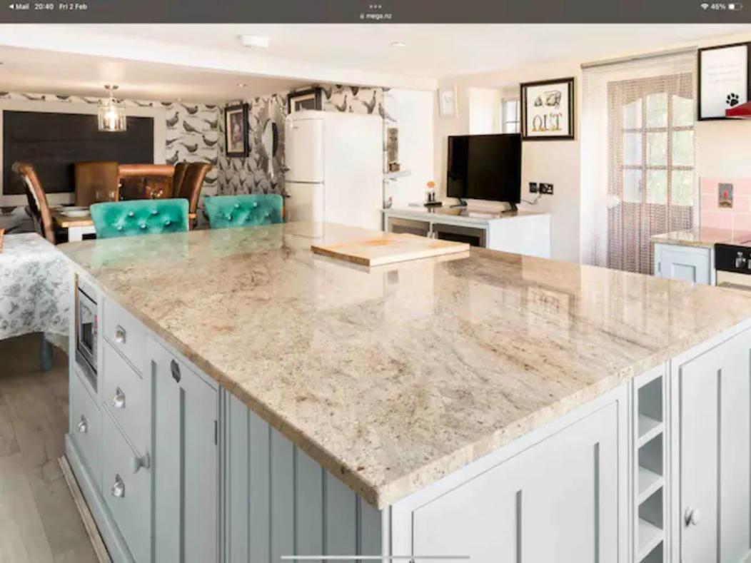 Piglet Lodge Pebworth ภายนอก รูปภาพ
